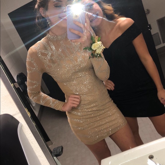 Windsor hoco dress - Picture 3 of 3